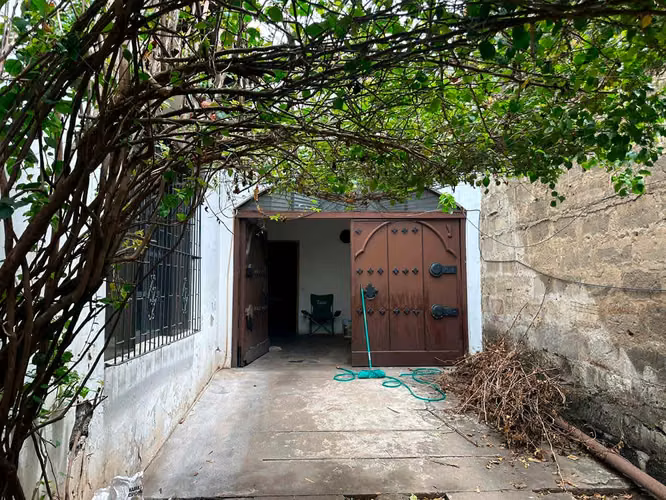 ID 14449 - Casa Ideal para Comercio en Zona Estratégica de León - Imagen 12