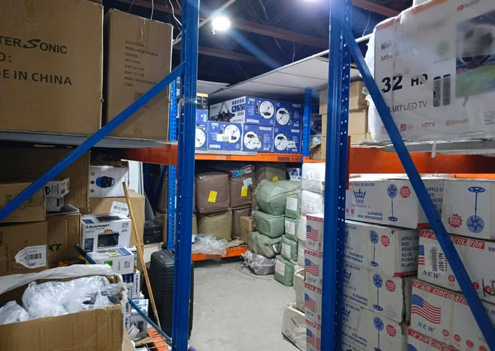MERCADO ORIENTAL - SE RENTA DE EDIFICIO COMERCIAL ESQUINERO - Imagen 3