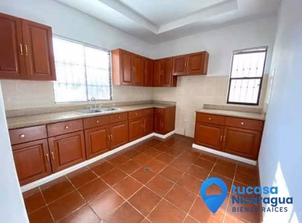 Casa en Venta – Las Cumbres, Managua