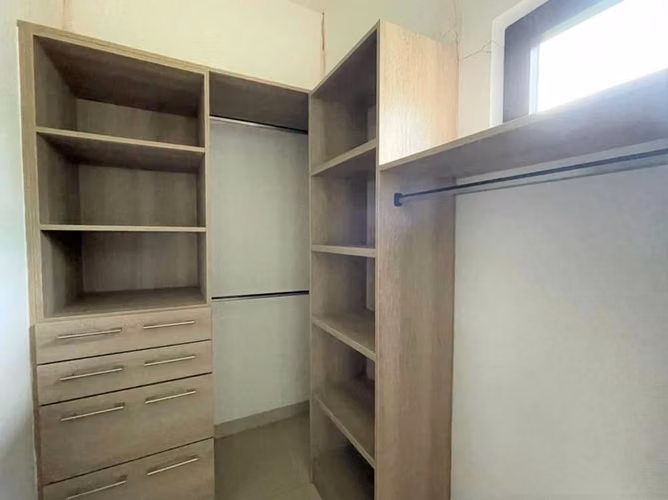 Se Vende Casa con Piscina en Condominio en Santo Domingo. U$400,000 dolares - Imagen 14