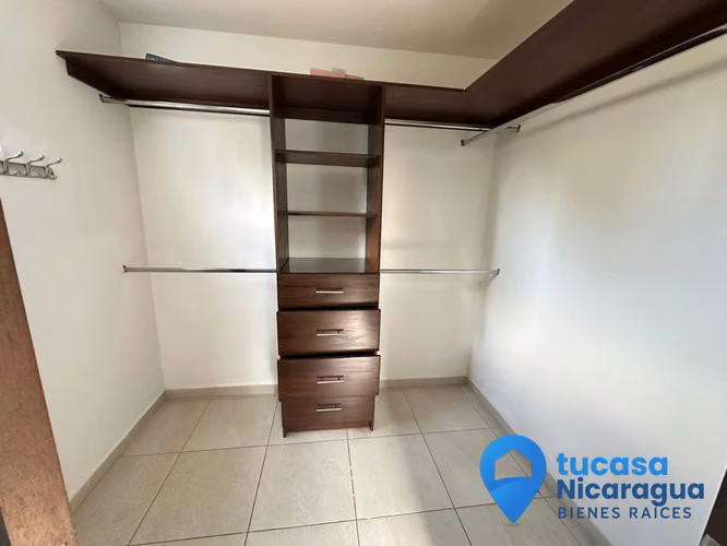 Se Renta Casa Moderna en Santo Domingo - Imagen 10