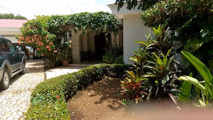 Casa en Reparto San Juan - Imagen 5