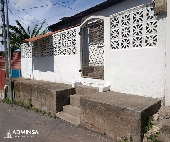 Se venda Casa en Bo Camilo Ortega, Managua