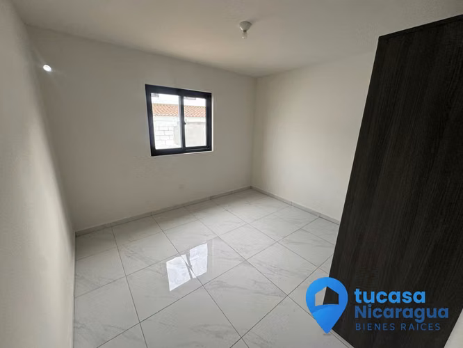 Se Alquil Casa en Santo Domingo Managua  con o sin muebles - Imagen 4