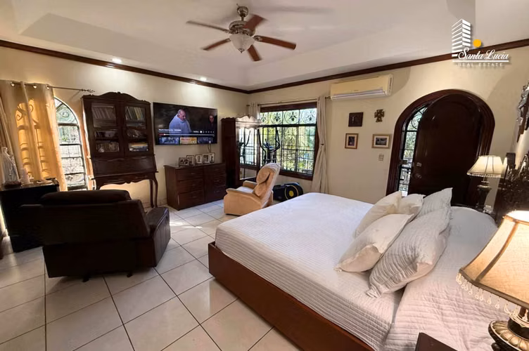 VENTA de Preciosa CASA en SANTO DOMINGO - LL - Imagen 3