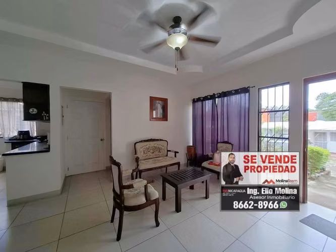 En venta propiedad única en Colonia Centroamérica: Casa principal + 3 apartamentos independientes