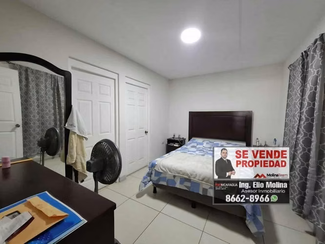 En venta propiedad única en Colonia Centroamérica: Casa principal + 3 apartamentos independientes