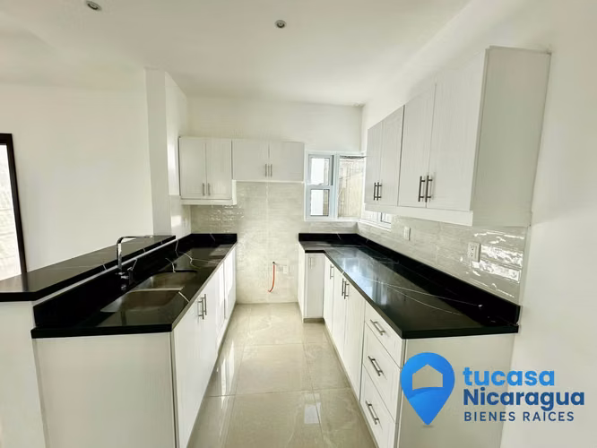 Casa en Renta en Santo Domingo, Managua – Condominio Privado