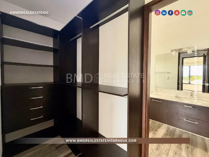 Ubicada en la exclusiva Estancia de Santo Domingo KG