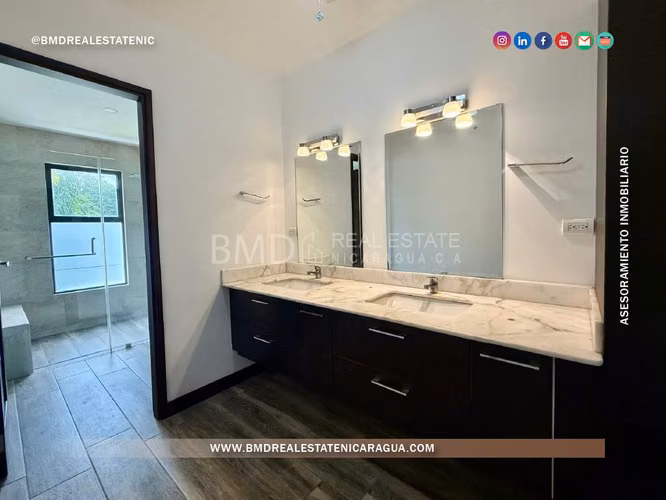 Ubicada en la exclusiva Estancia de Santo Domingo KG