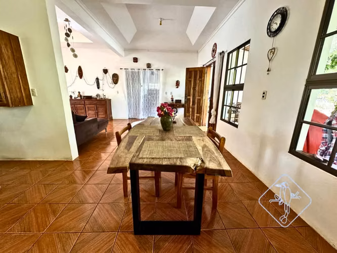Casa en Venta en las Afueras del Este de San Juan del Sur – US$220,000 (Antes US$289,000)