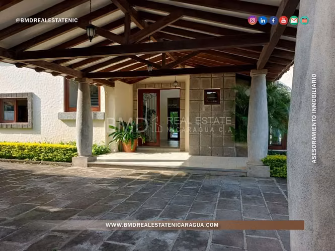 Venta de residencia en Santo Domingo, entorno natural para la familia NG