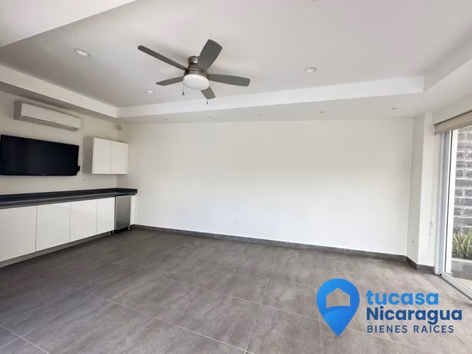 Casa en Venta – Santo Domingo, Managua