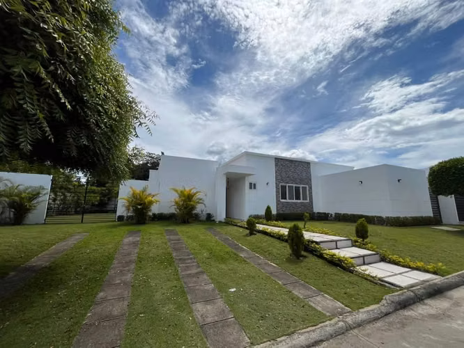 Renta de casa en Donatello