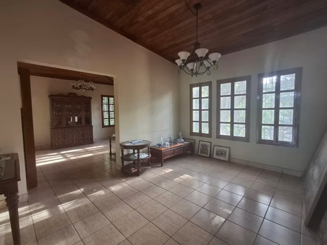 CF - Venta  de casa carretera sur