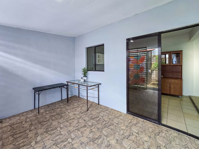 KC-Se Vende Casa Urbanización Santa Eduviges Carretera Nueva Leon