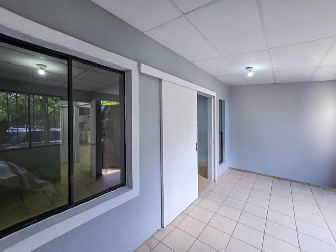 KC-Se Vende Casa Urbanización Santa Eduviges Carretera Nueva Leon