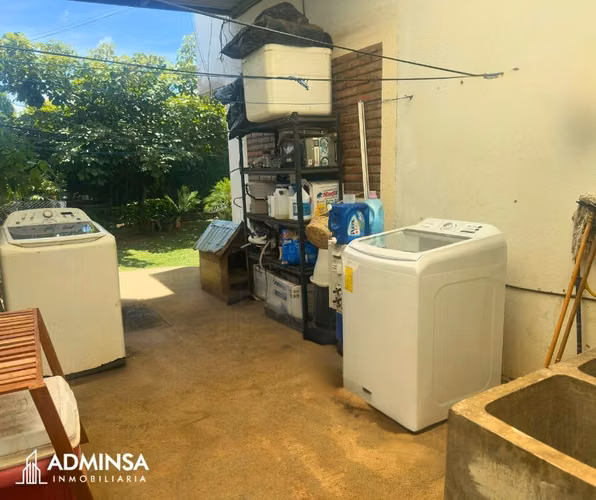 ¡Conoce esta hermosa casa en Carretera a Masaya!