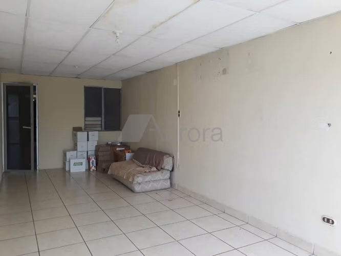 Casa en venta en calle principal de Altamira.