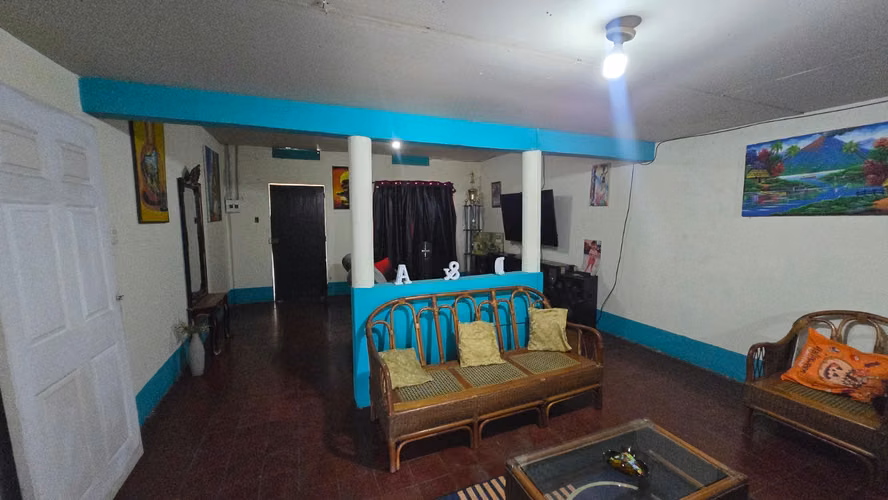 CASA ESQUINERA CARRETERA NORTE