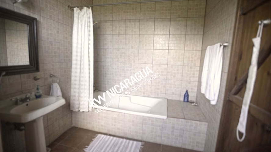 CASA EN VENTA CARRETERA SUR