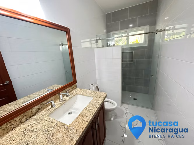 Casa Nueva a Estrenar en Las Colinas – Managua - 5 habitaciones - Imagen 8