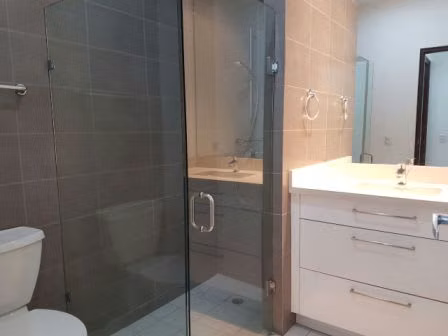 Rento Casa Moderna en Santo Domingo – Managua (Condominio Privado)