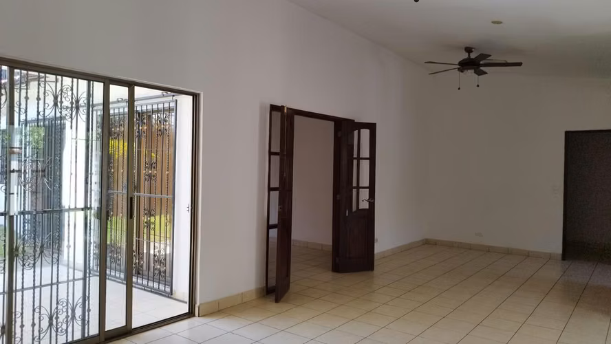 Rento Casa de Habitación en km 13 C/Masaya en Residencial - Imagen 5