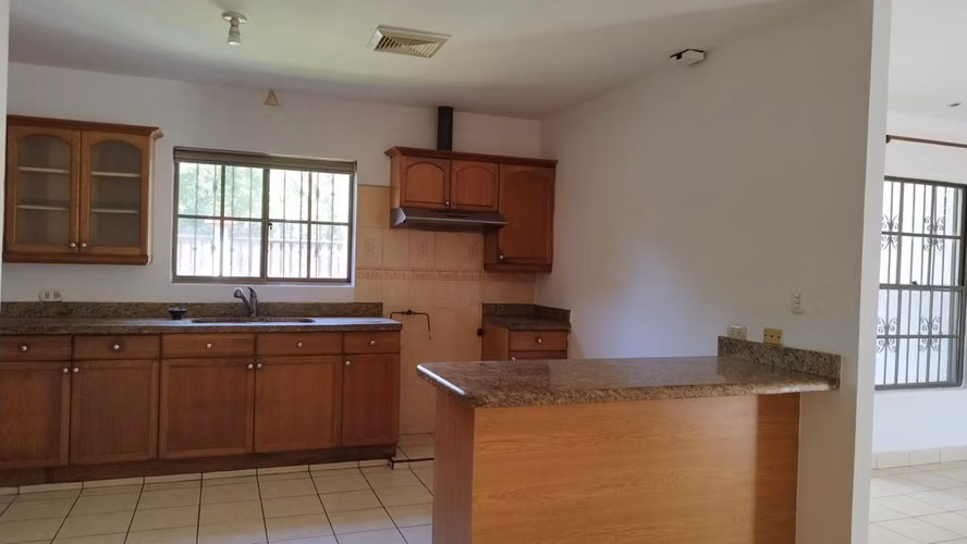 Rento Casa de Habitación en km 13 C/Masaya en Residencial - Imagen 7
