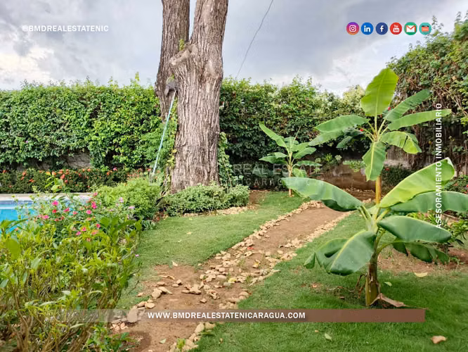 Se vende preciosa y amplia residencia, ideal para una familia numerosa BMD