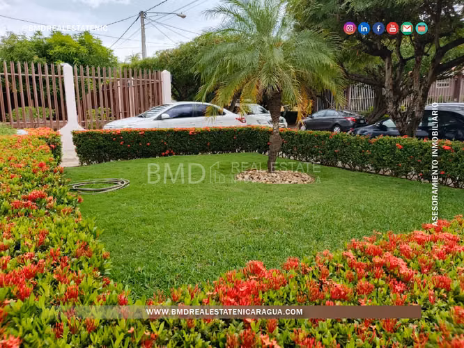 Se vende preciosa y amplia residencia, ideal para una familia numerosa BMD