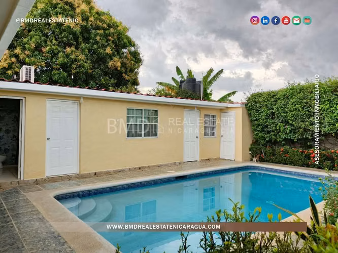 Se vende preciosa y amplia residencia, ideal para una familia numerosa BMD