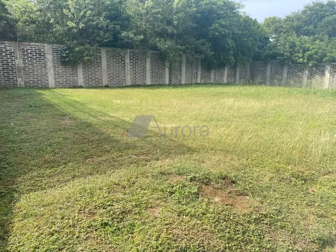 Beautiful lot residence for sale in Santo Domingo