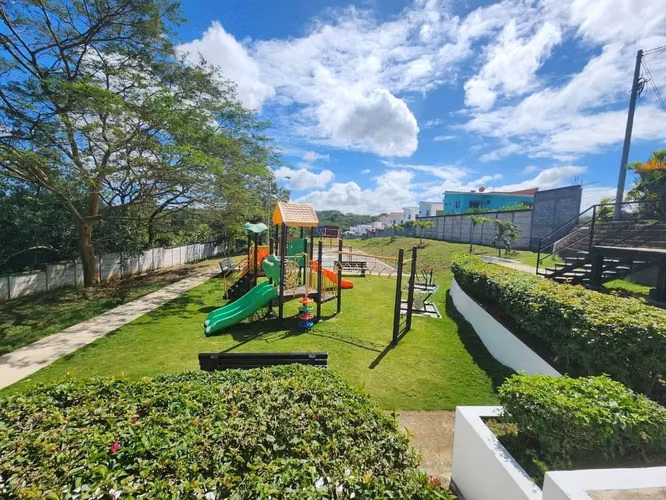 EN VENTA – Casa en Cumbres de Cedro Galán, Carretera Vieja a León