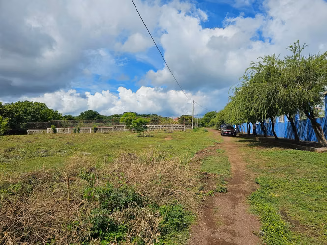 VENTA DE TERRENO EN REPARTO SAN JUAN GRANADA ml