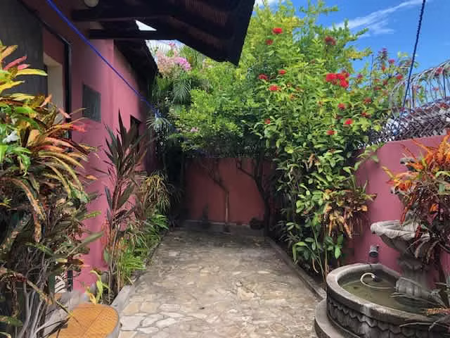 GANGA en Granada - Casa Restaurada en Granada