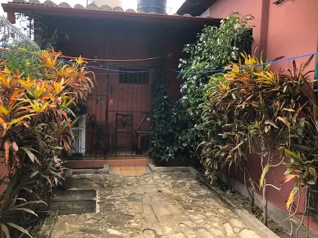 GANGA en Granada - Casa Restaurada en Granada