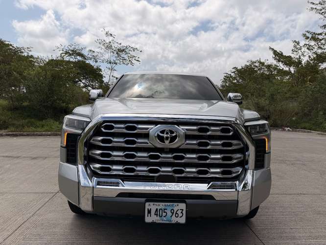 TOYOTA TUNDRA EDICIÓN 1794 
