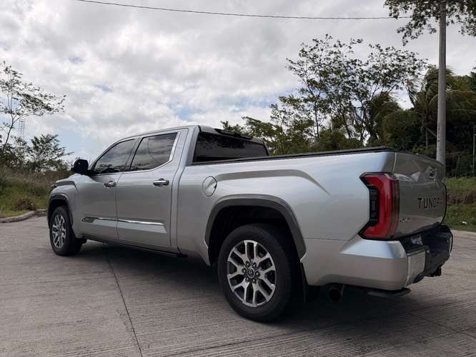 TOYOTA TUNDRA EDICIÓN 1794 