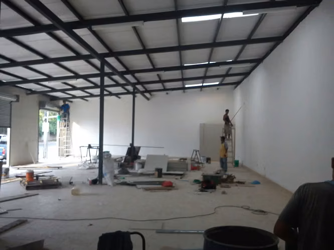 FP> SE ALQUILA LOCAL COMERCIAL / BODEGA – 280 m² – $2,600 (Negociable) - Imagen 4