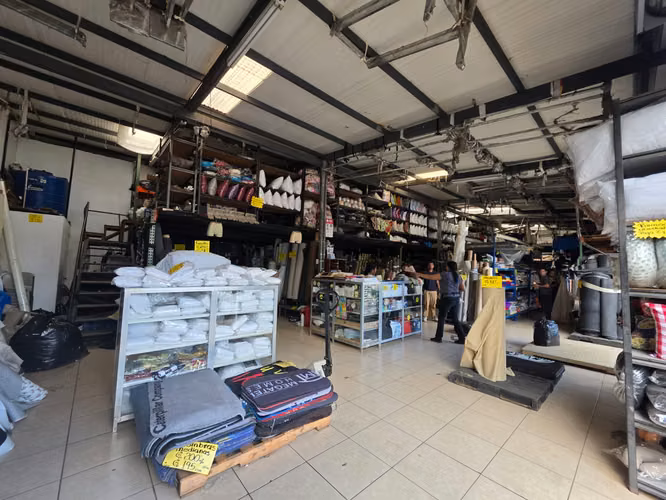 FP> SE ALQUILA LOCAL COMERCIAL / BODEGA – 280 m² – $2,600 (Negociable) - Imagen 2