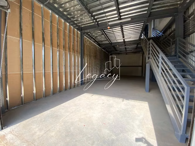 AG-¡Bodegas en renta en el centro de Managua! - Imagen 4