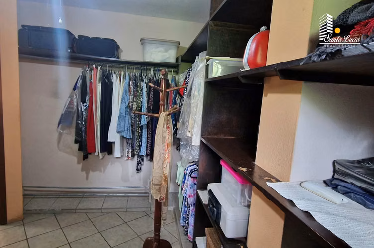 ¡¡Fabulosa y Amplia Casa en Venta en Bolonia!! - DC