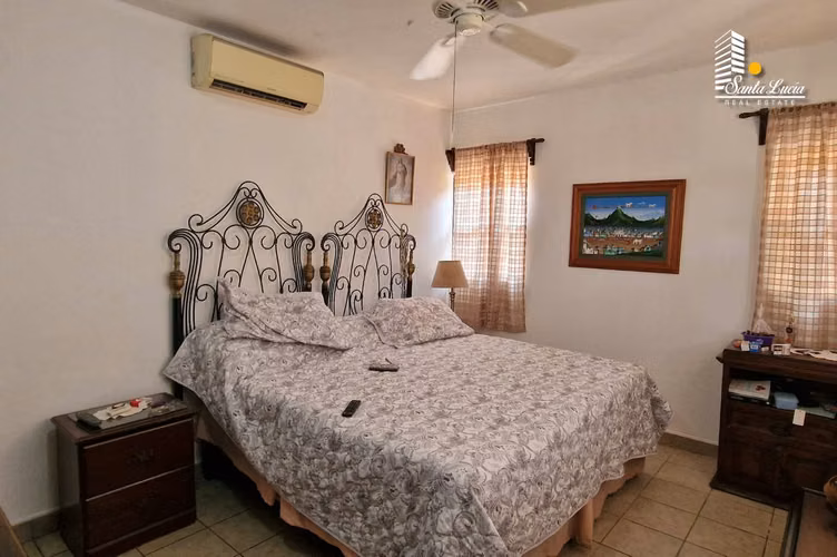 ¡¡Fabulosa y Amplia Casa en Venta en Bolonia!! - DC