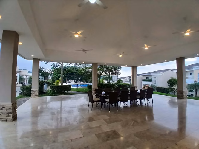 LB Casa en renta en Santo Domingo - Imagen 4