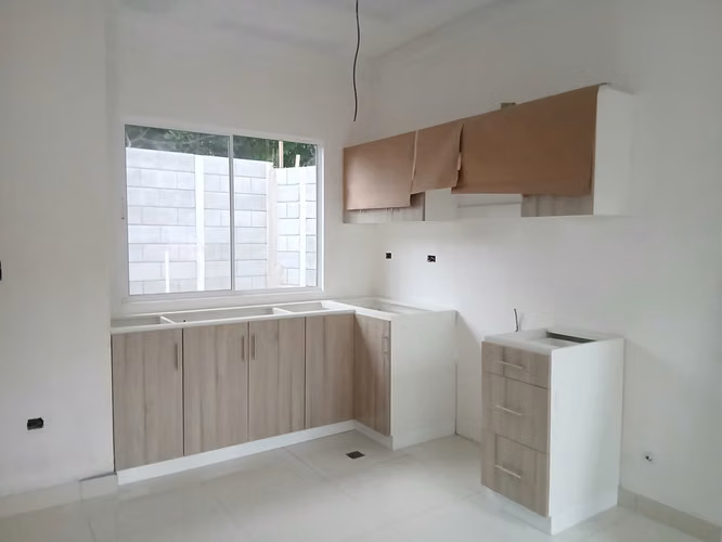 LB Moderna casa en venta   Viejo Santo Domingo