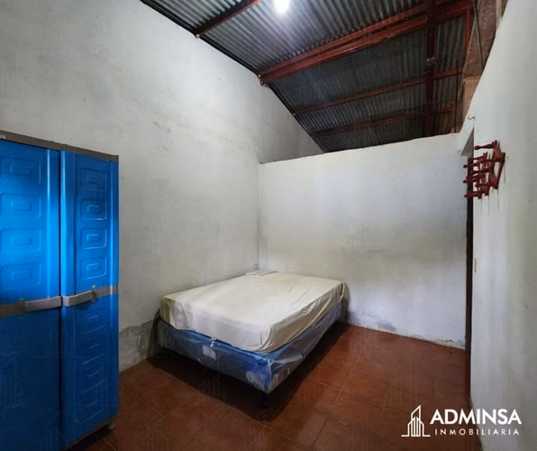 ¡Excelente oportunidad en Nindirí! Casa con amplio terreno y gran potencial