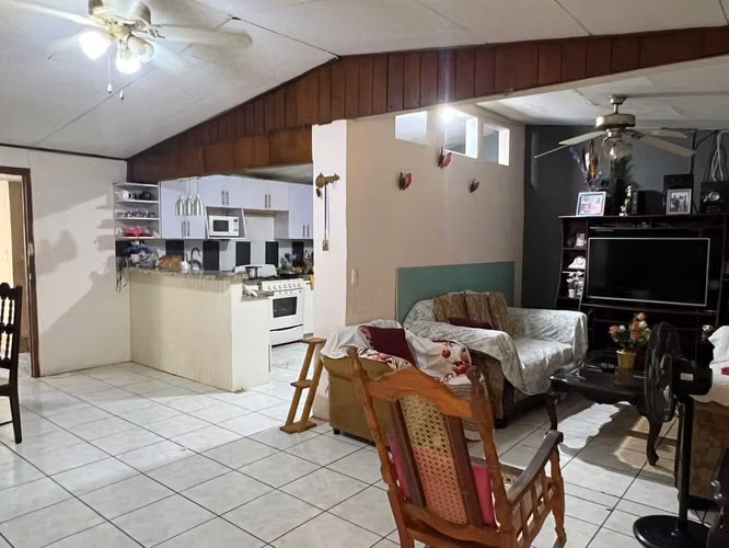 CERCA DEL IVÁN MONTENEGRO / U$65,000