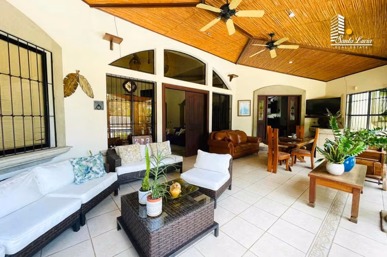Preciosa Casa en Zona de Veracruz  - DC