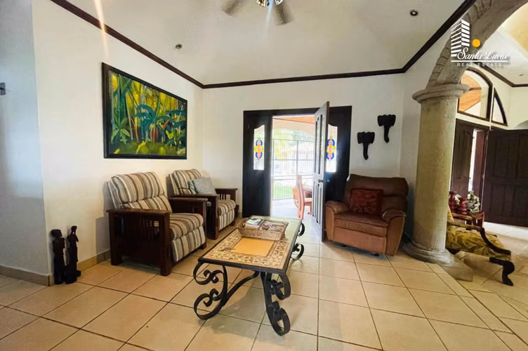 Preciosa Casa en Zona de Veracruz  - DC